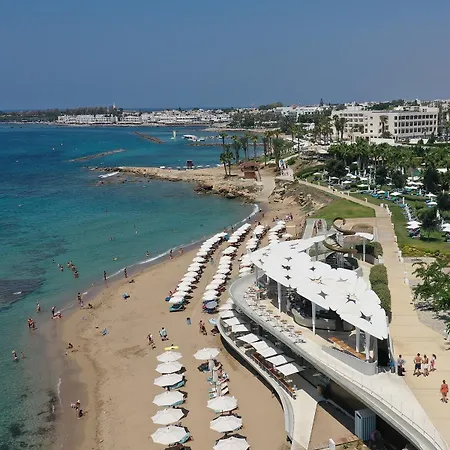 Private At Aristo Universe Iii With Pool Apartament *