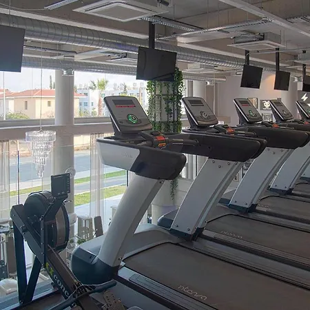 Private At Aristo Universe Iii With Pool Апартаменты