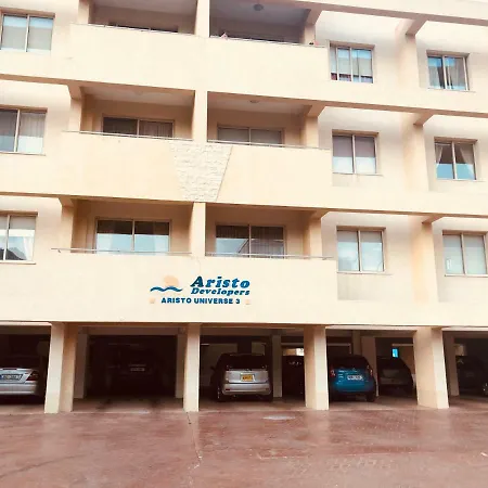 Private At Aristo Universe Iii With Pool *